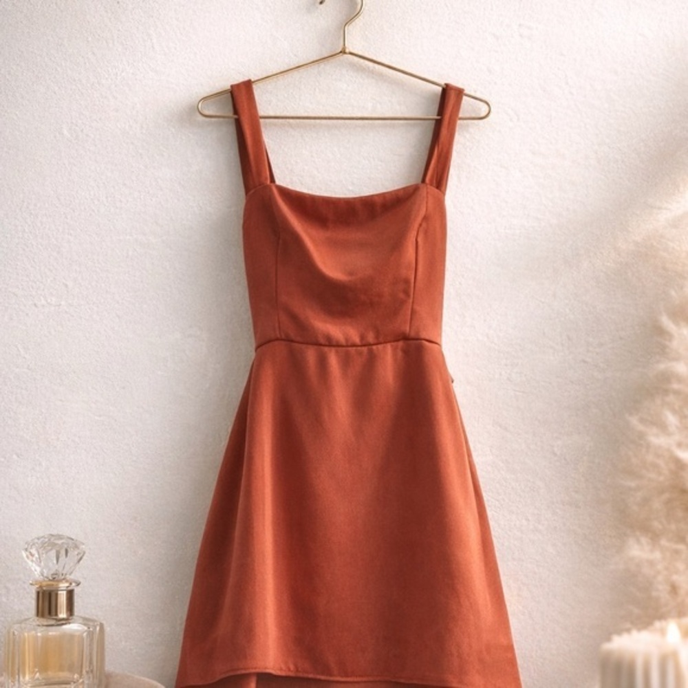 Wilfred Aritzia Rust Satin Mini Dress Size 4 🤎 Soft Luxury Minimal Chic